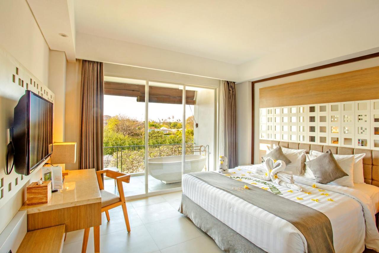 Jimbaran Bay Beach Resort And Spa By Prabhu Exterior photo