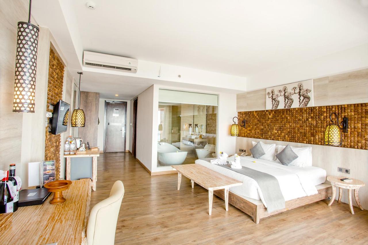Jimbaran Bay Beach Resort And Spa By Prabhu Exterior photo