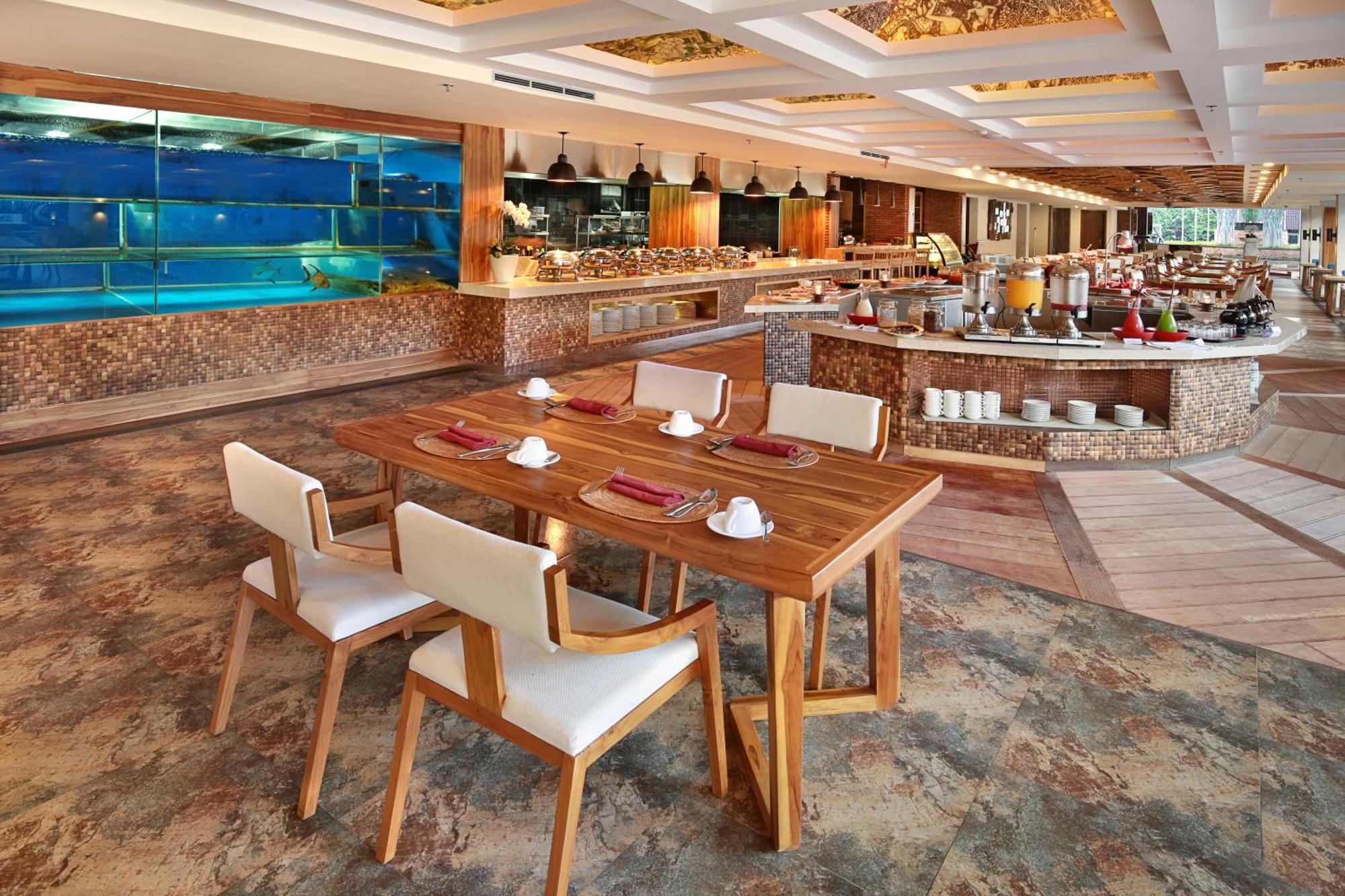 Jimbaran Bay Beach Resort And Spa By Prabhu Exterior photo
