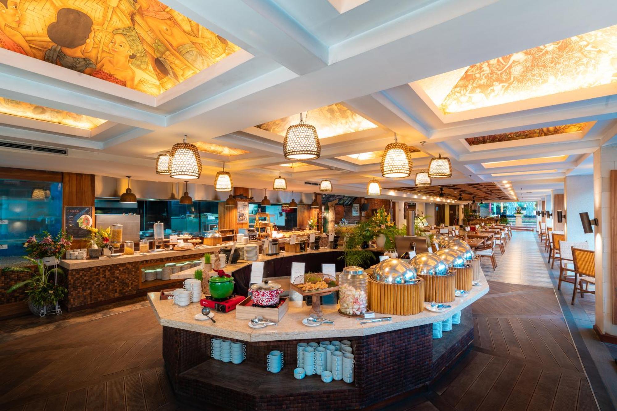 Jimbaran Bay Beach Resort And Spa By Prabhu Exterior photo
