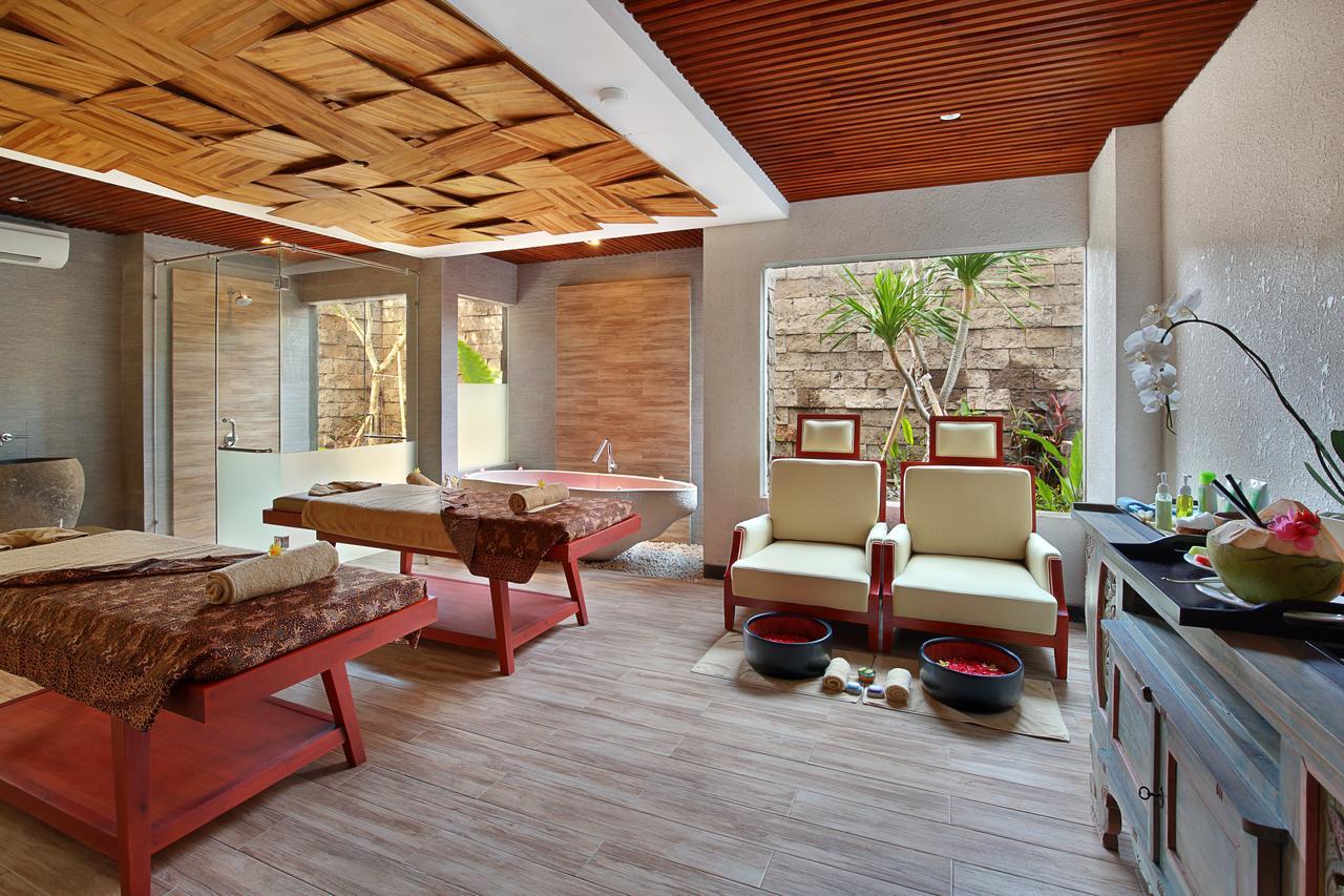 Jimbaran Bay Beach Resort And Spa By Prabhu Exterior photo