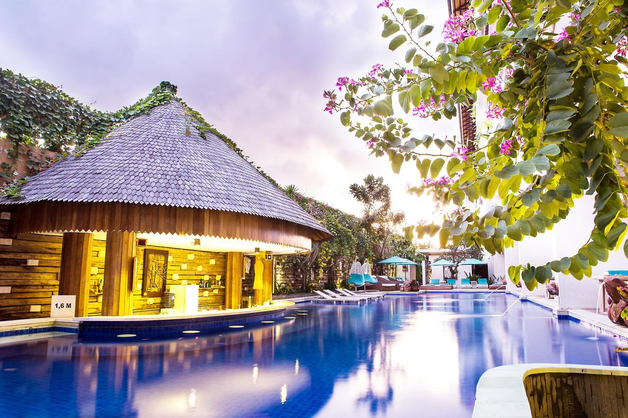 Jimbaran Bay Beach Resort And Spa By Prabhu Exterior photo